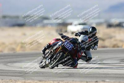 media/Dec-07-2025-CVMA (Sun) [[3e7d2de5dc]]/Race 11-Formula 2-CVMA Hooligans-American Thunder/